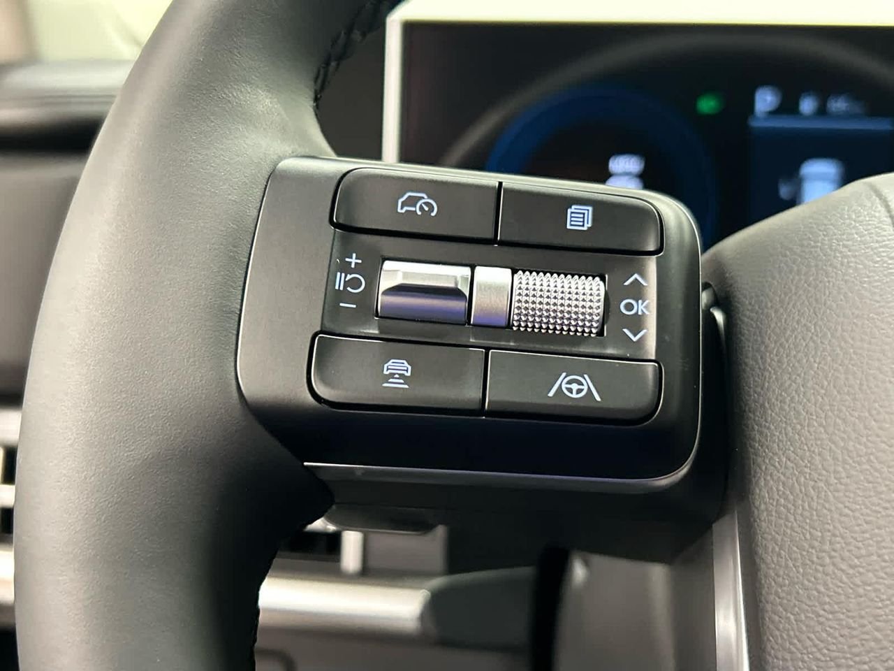 New 2026 Phantom Black Hyundai SEL image 36