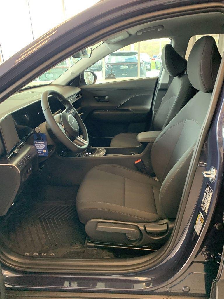 New 2026 Blue Hyundai SEL Sport AWD image 10