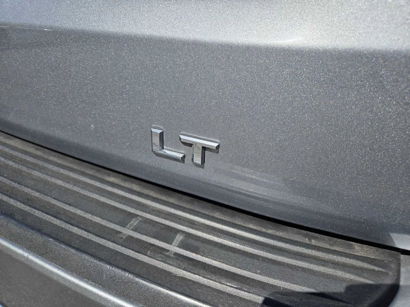 Used 2023 Sterling Gray Metallic Chevrolet LT image 28