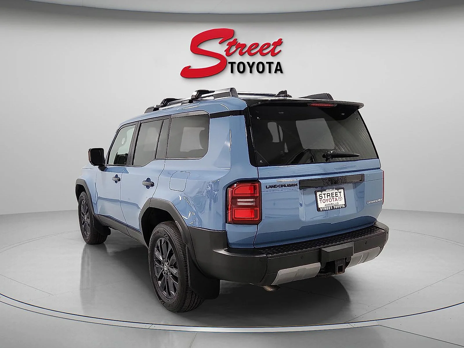 Used 2025 Blue Toyota  image 3