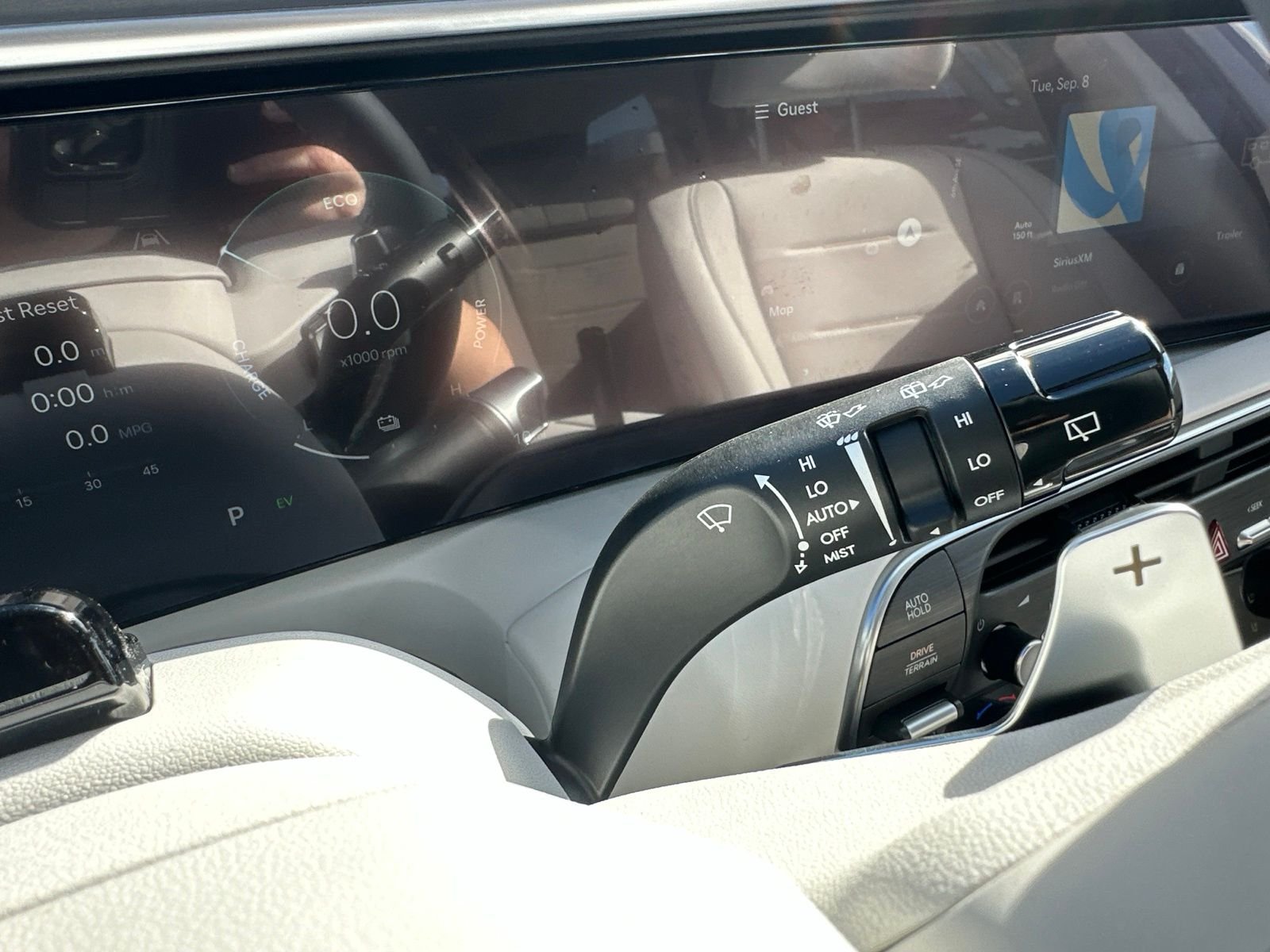 New 2027 Silver Hyundai Calligraphy image 49
