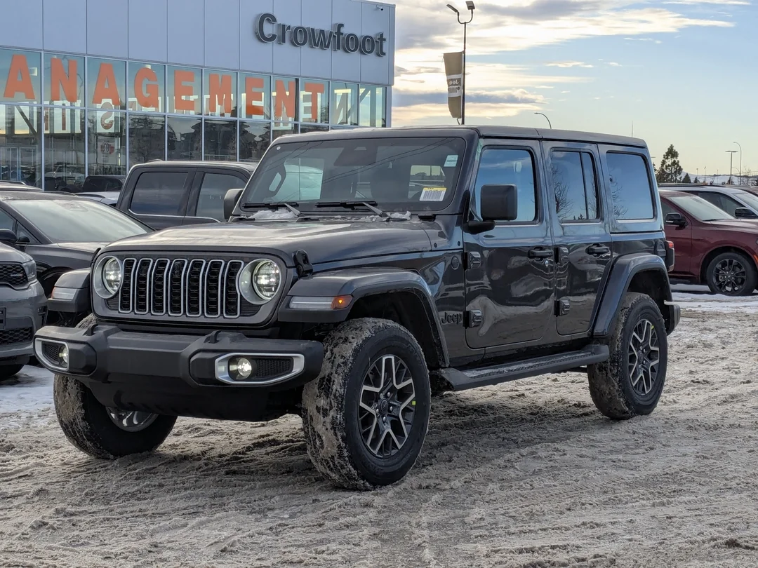 New 2026 Grey Jeep Sahara - - 4x4 - McKinley Leather - Body-Color Top - Alpine Audio - Remote Start & More! image 4