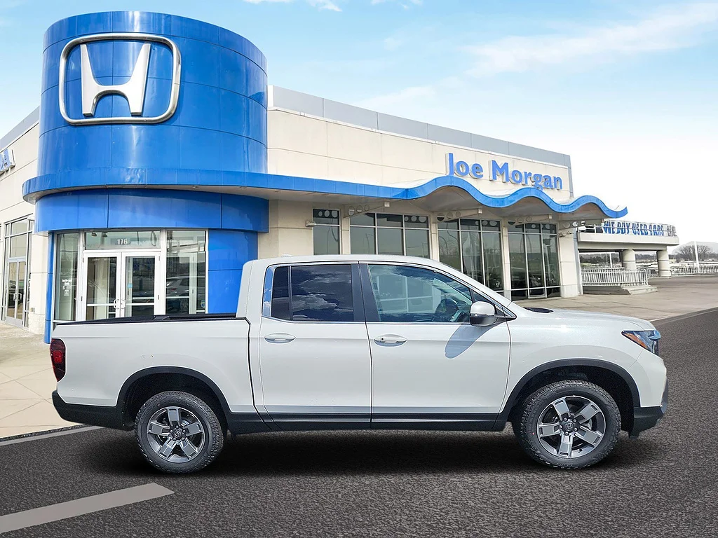 New 2026 Platinum White Pearl Honda RTL image 3