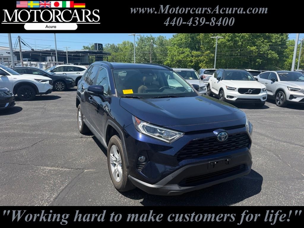 2020 Toyota RAV4 Hybrid XLE AWD's photo