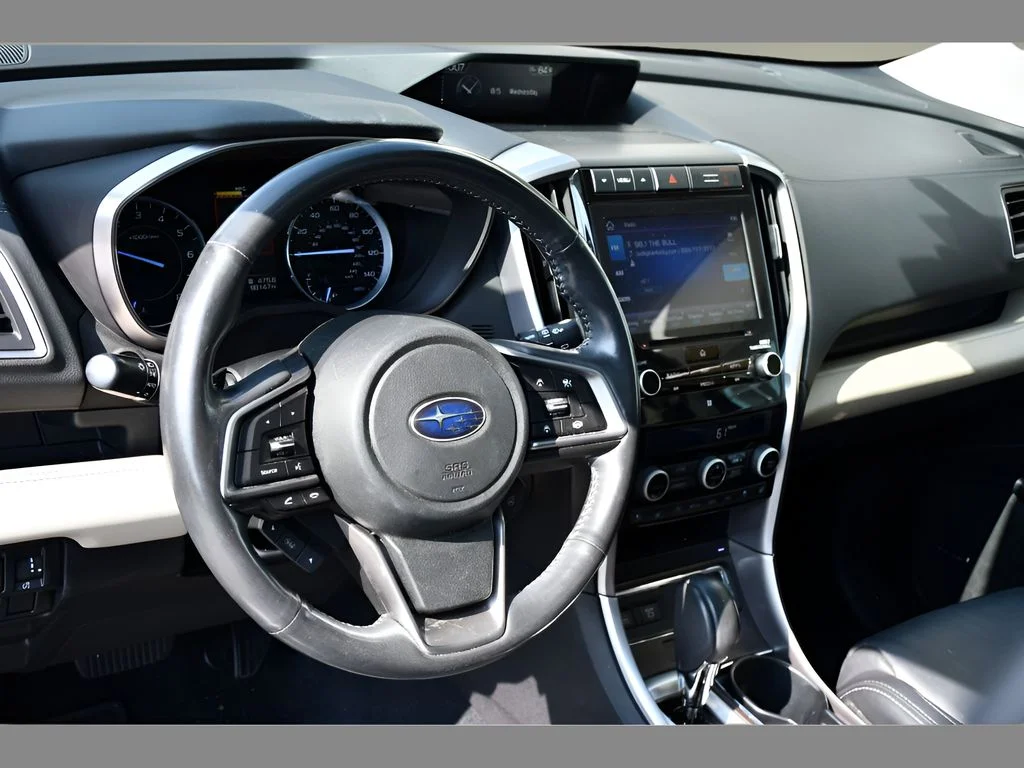 Used 2021 Ice Silver Metallic Subaru Touring image 13