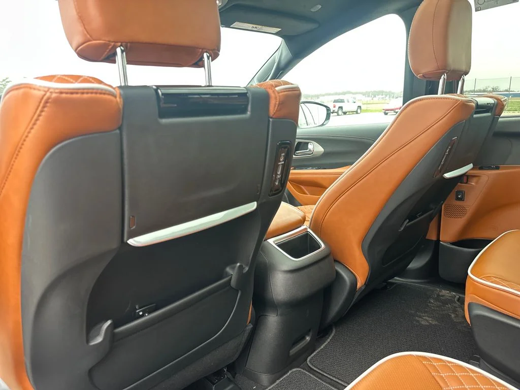 2026 Chrysler Pacifica Pinnacle - Photo 35