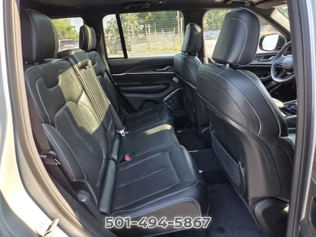 Used 2022 Silver Jeep Overland image 12