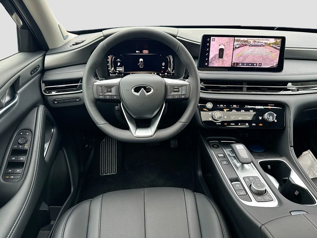 Used 2027 Black INFINITI LUXE image 25