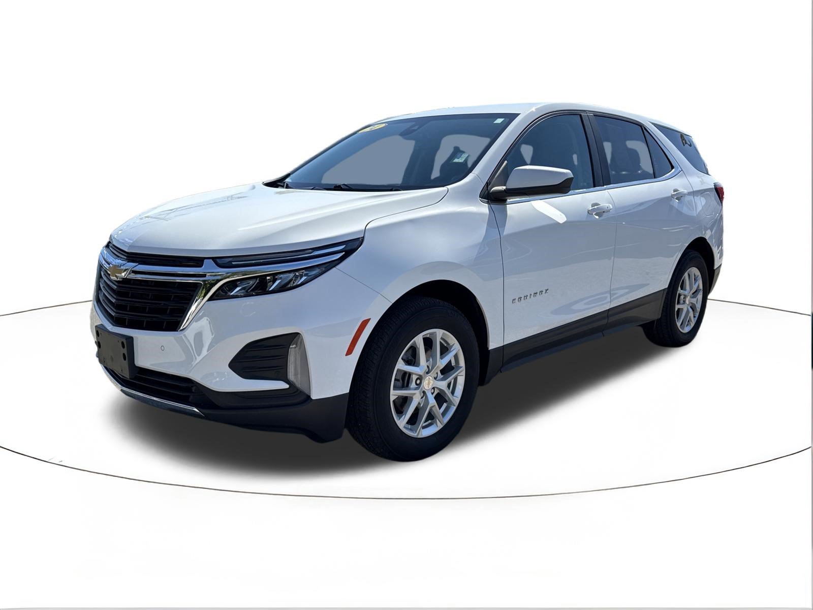 Used 2024 Summit White Chevrolet LT image 7