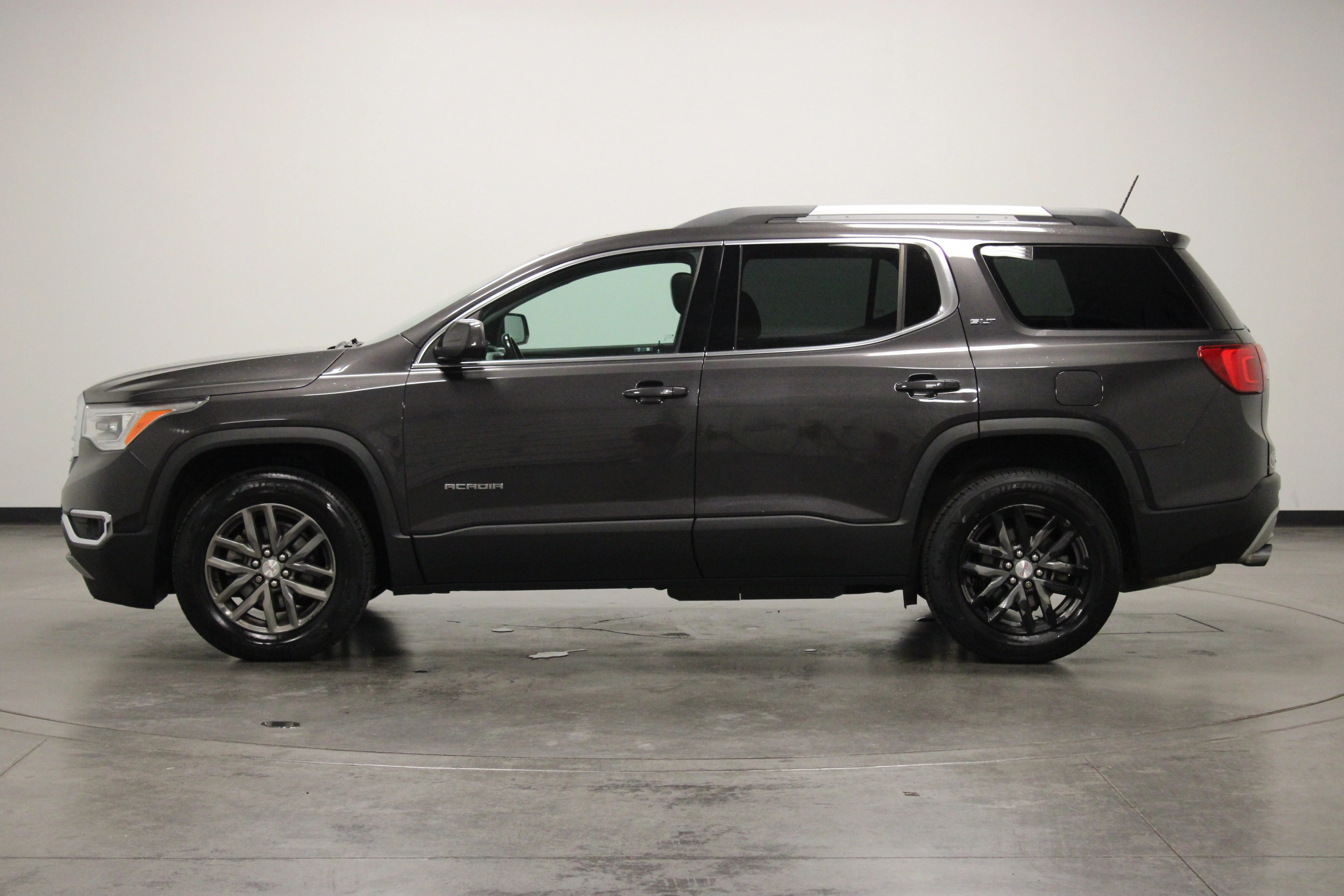 Used 2019 Iridium Metallic GMC SLT-1 image 5