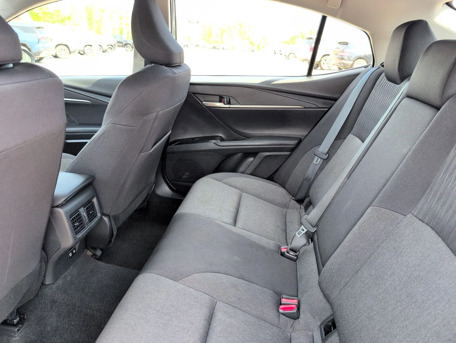 Used 2025  Toyota LE image 34