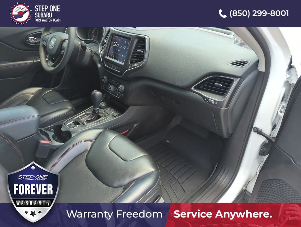 Used 2022 White Jeep Trailhawk image 35