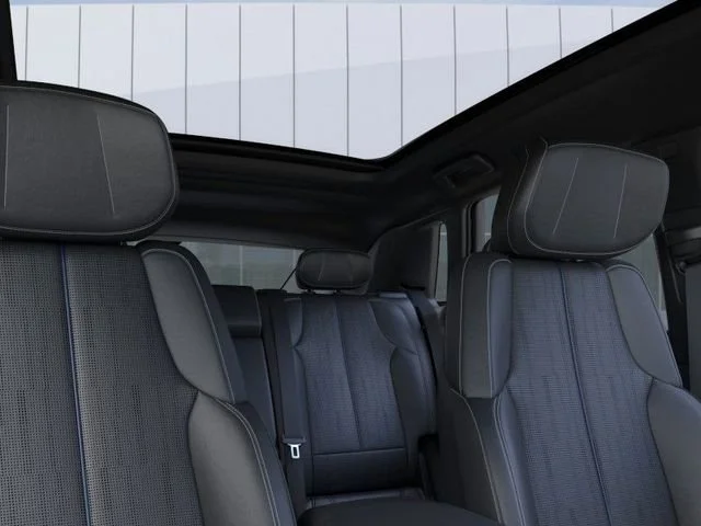 2026 Cadillac LYRIQ Luxury - Photo 24