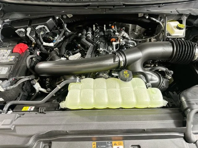 New 2027 Gray Ford Platinum image 25