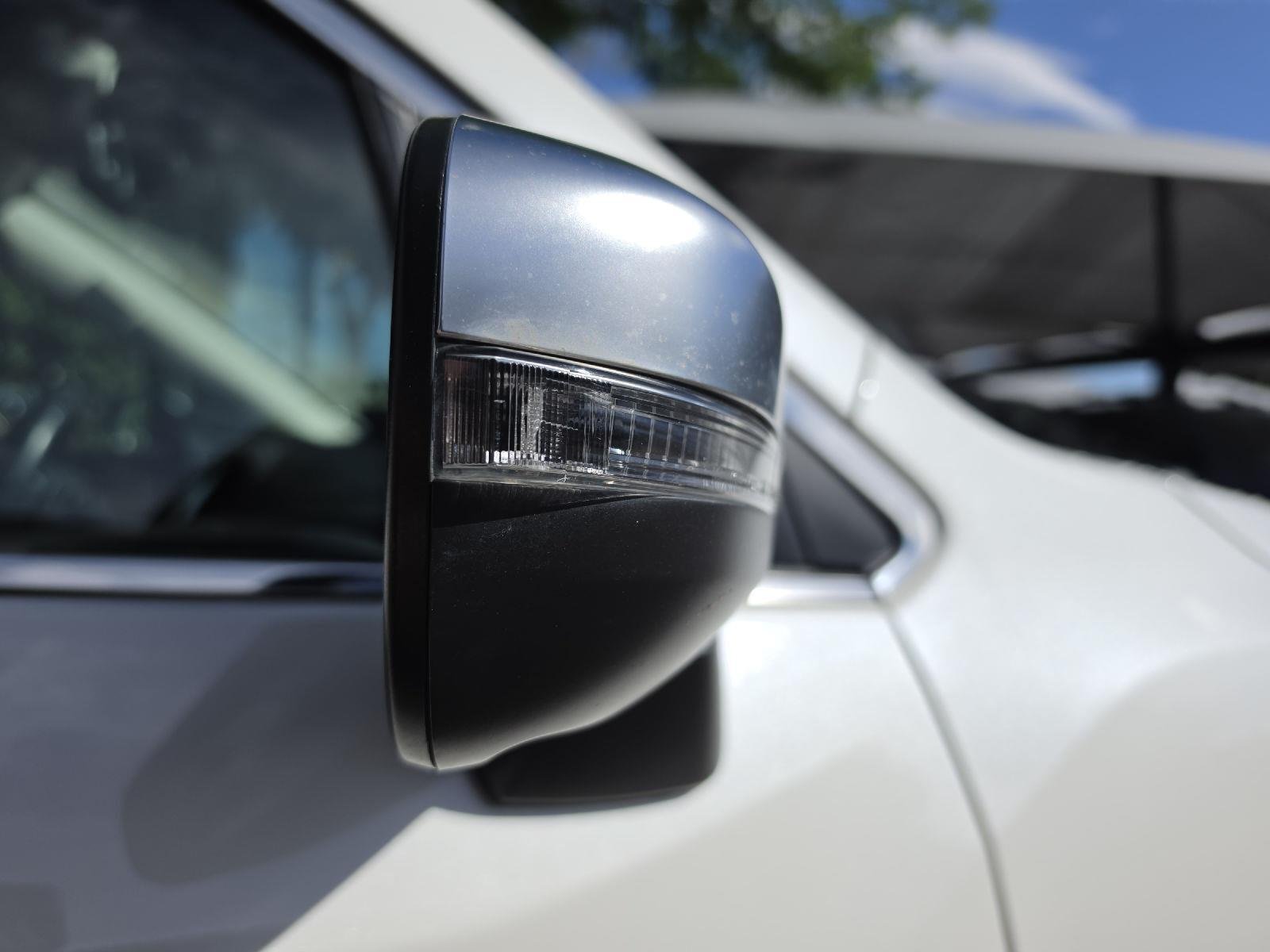 Used 2022 Crystal White Pearl Subaru Touring image 12