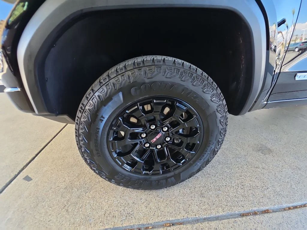 Used 2026 Onyx Black GMC 2WD Elevation image 34