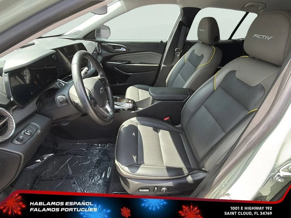 Used 2025 Cacti Green Chevrolet ACTIV image 14