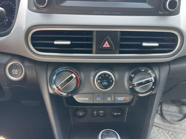 Used 2020 Gray Hyundai SEL image 19