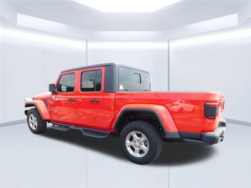 Used 2021 Red Jeep Willys image 7