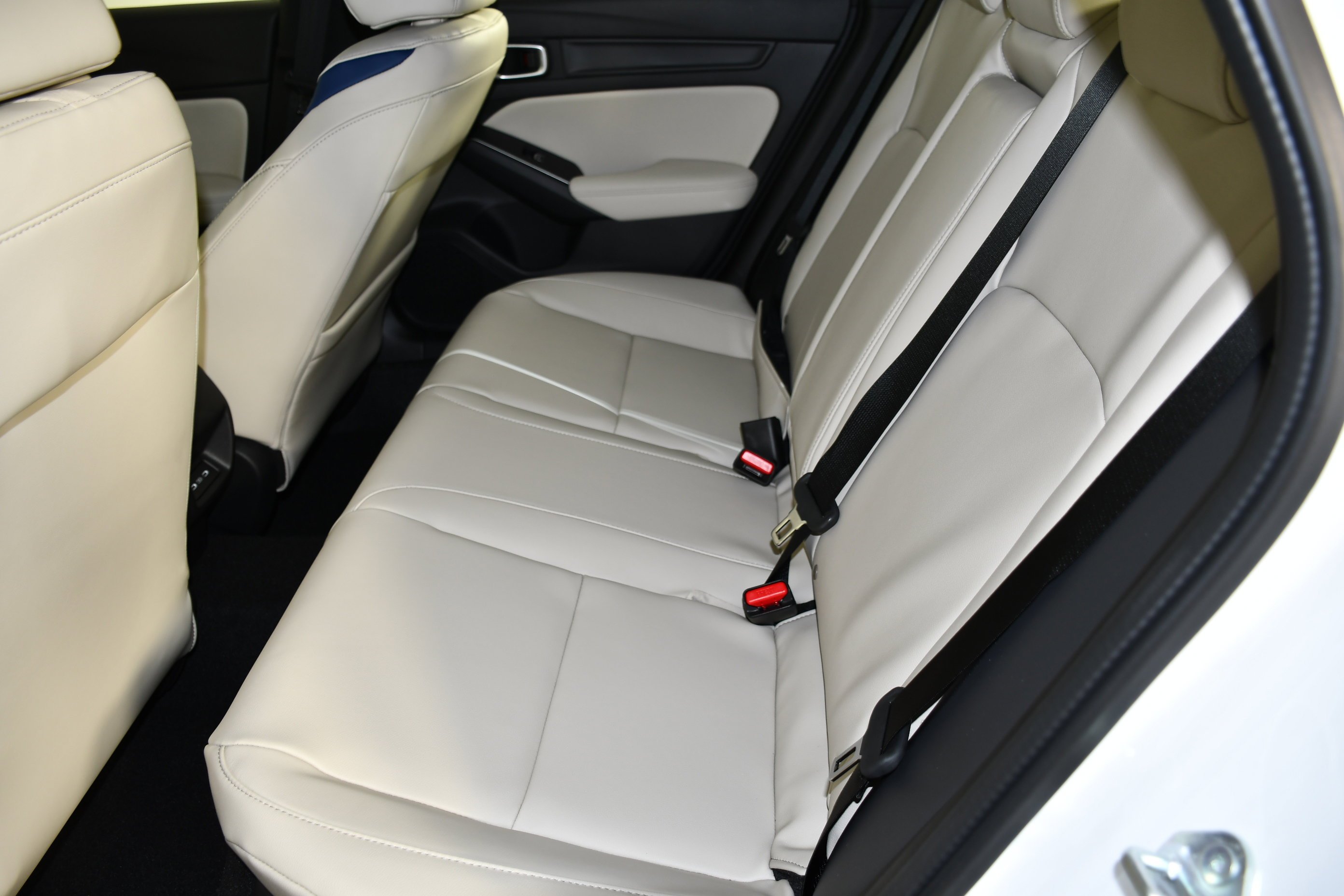 New 2026 Platinum White Pearl Acura w/A-Spec Technology Package image 15