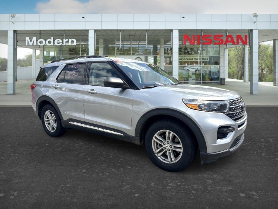 Used 2022 Iconic Silver Metallic Ford XLT image 7