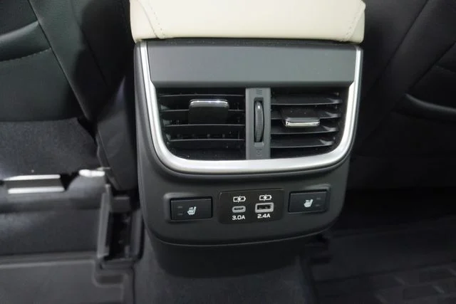 Certified Used 2025 Crystal White Pearl Subaru Limited image 33