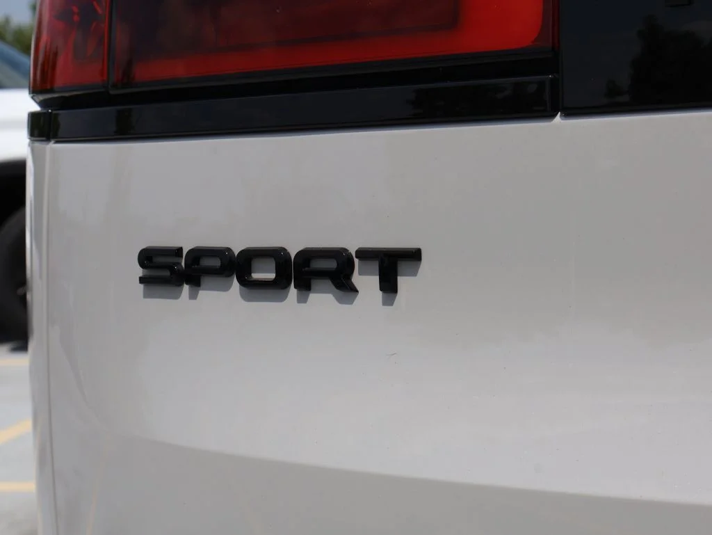 Certified Used 2025 Borasco Gray Metallic Land Rover Dynamic SE image 8