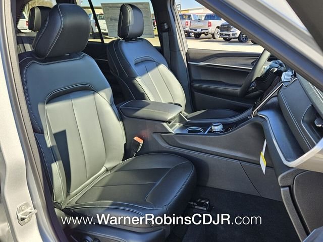 2025 Jeep Grand Cherokee Limited - Photo 17