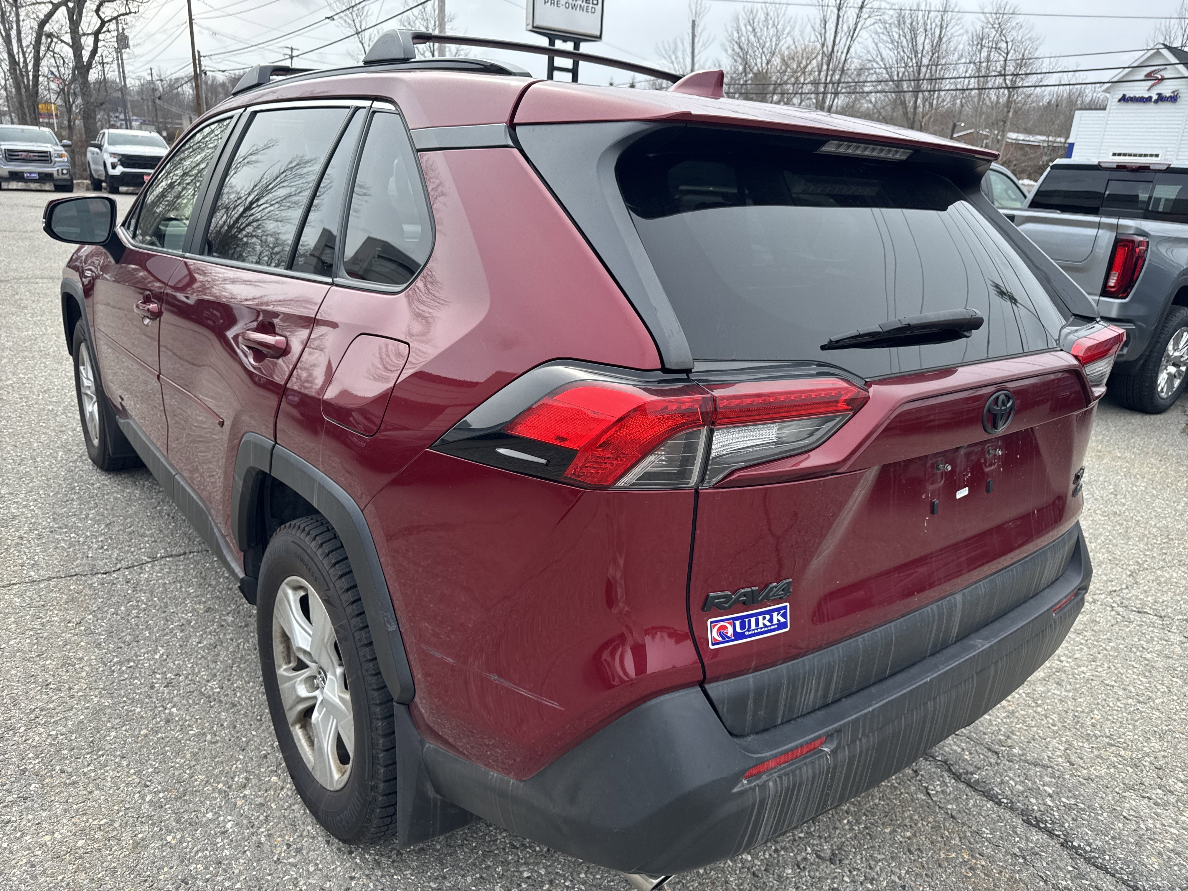 Used 2019 Ruby Flare Pearl Toyota XLE image 7