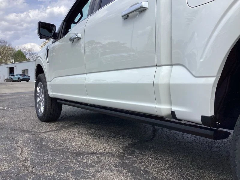 New 2026 Star White Metallic Tri-Coat Ford Platinum® image 23