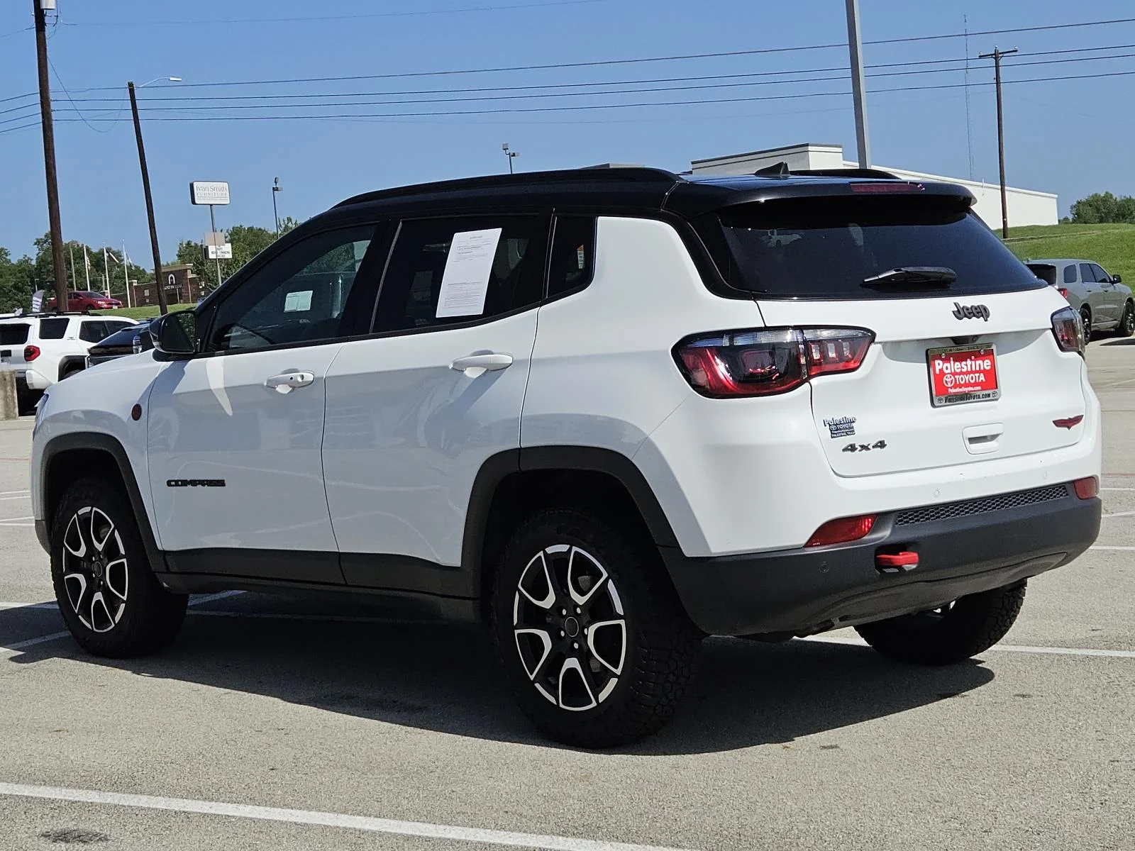 2025 Jeep Compass Trailhawk - Photo 6