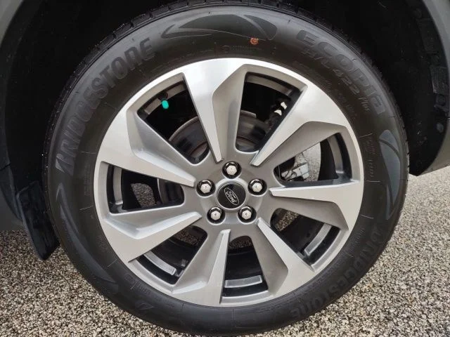 Certified Used 2024 Black Ford Platinum image 27