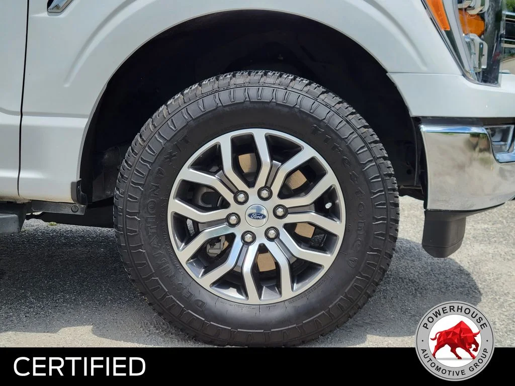 Used 2022 White Ford Lariat image 11
