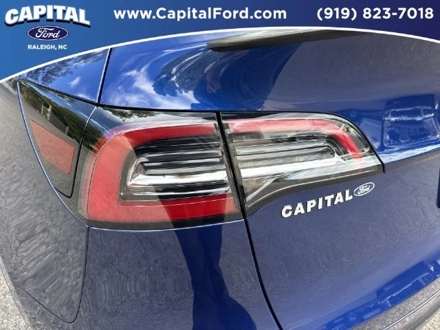 Used 2023  Tesla Performance image 15
