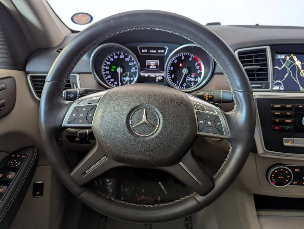 Certified Used 2013 Blue Mercedes-Benz ML 350 image 6