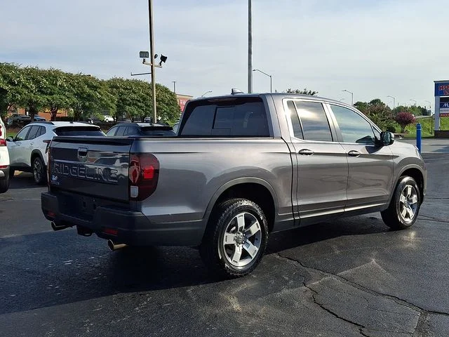 Used 2025 Gray Honda RTL image 6