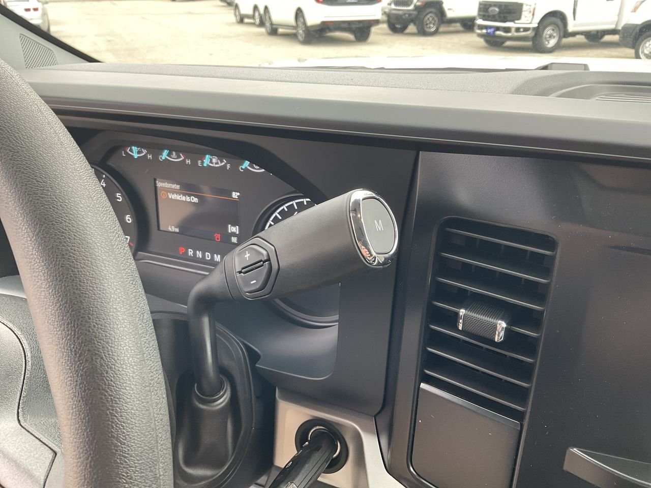New 2026 Oxford White Ford F-250® XLT image 18