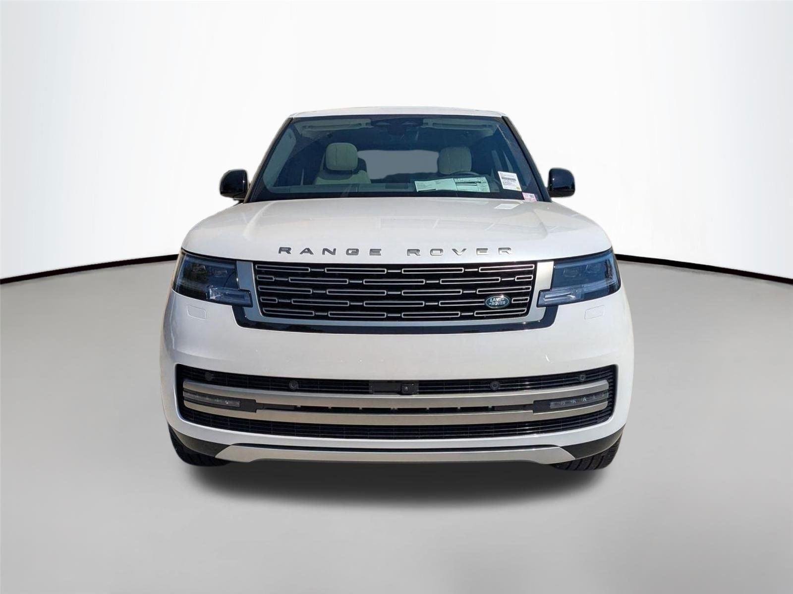 New 2026 Icy White Land Rover SE image 2