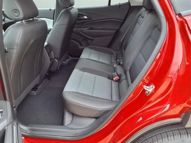 2026 Chevrolet Trax LT - Photo 27