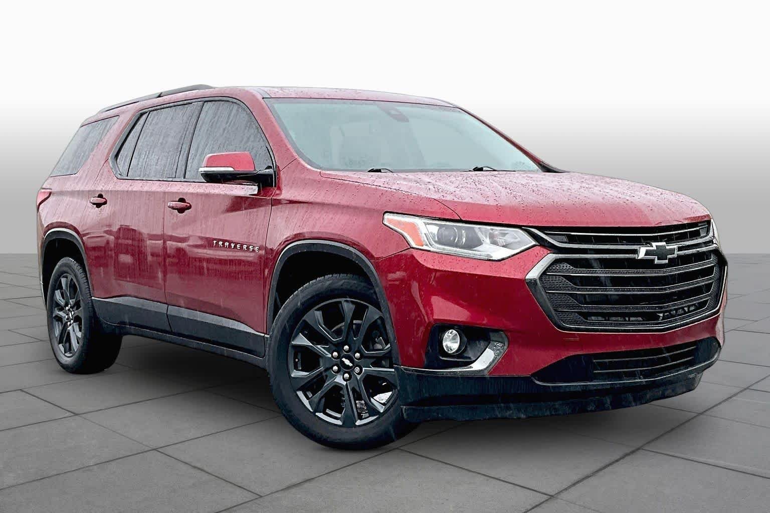 Used 2020 Cajun Red Tintcoat Chevrolet RS image 3