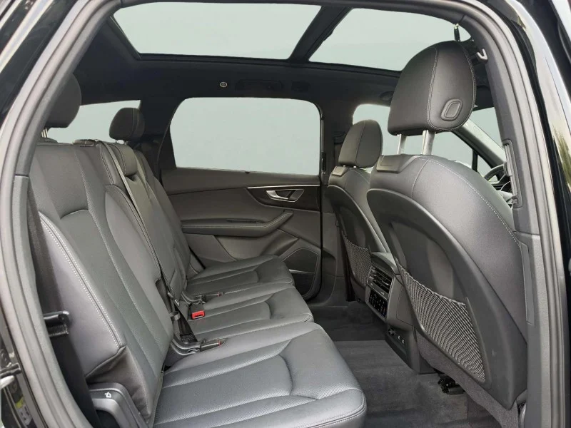 Certified Used 2025  Audi Premium Plus image 28
