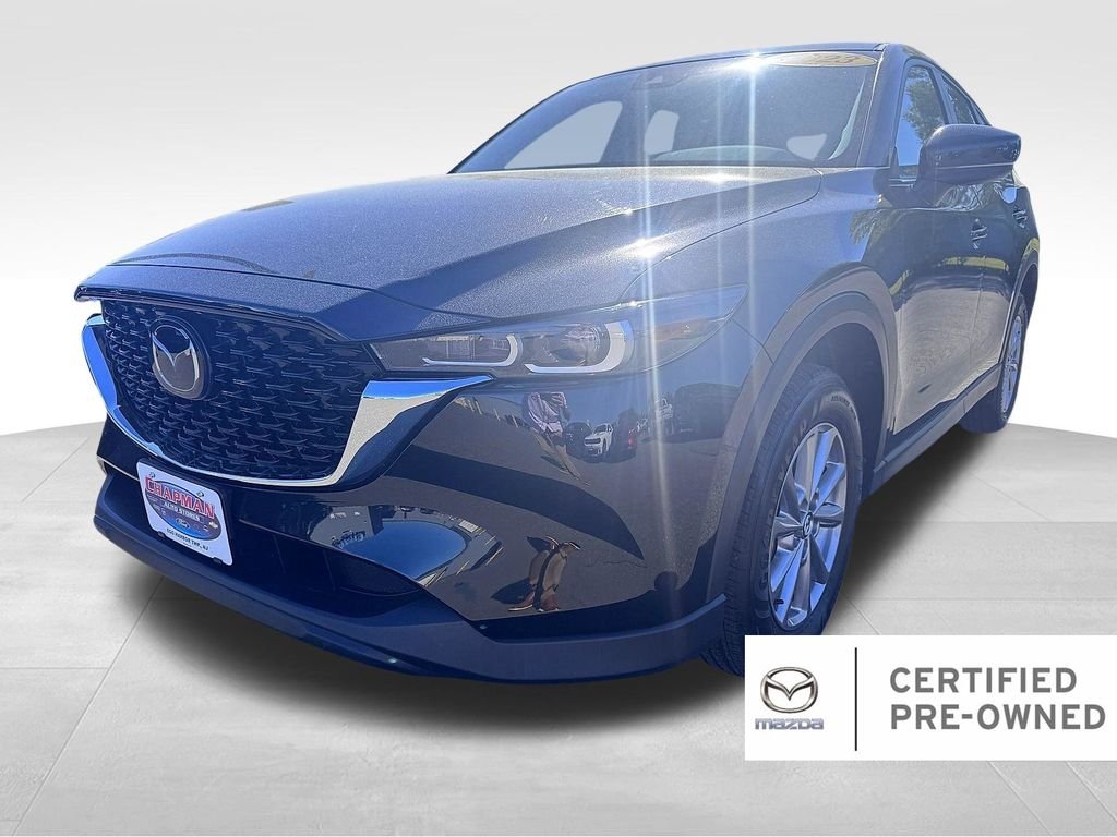 2023 Mazda CX-5 S Preferred package Auto AWD's photo