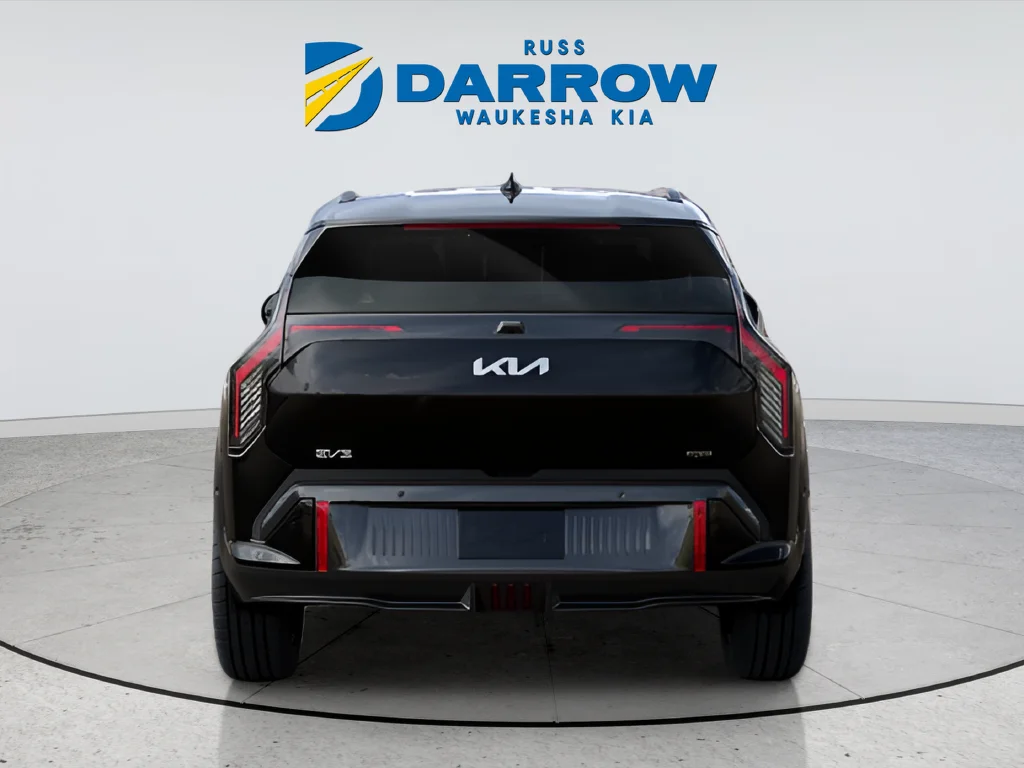 New 2027 Black Kia GT image 4