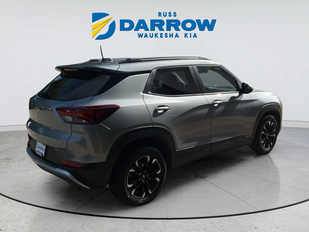 Used 2023 Gray Chevrolet LT image 5