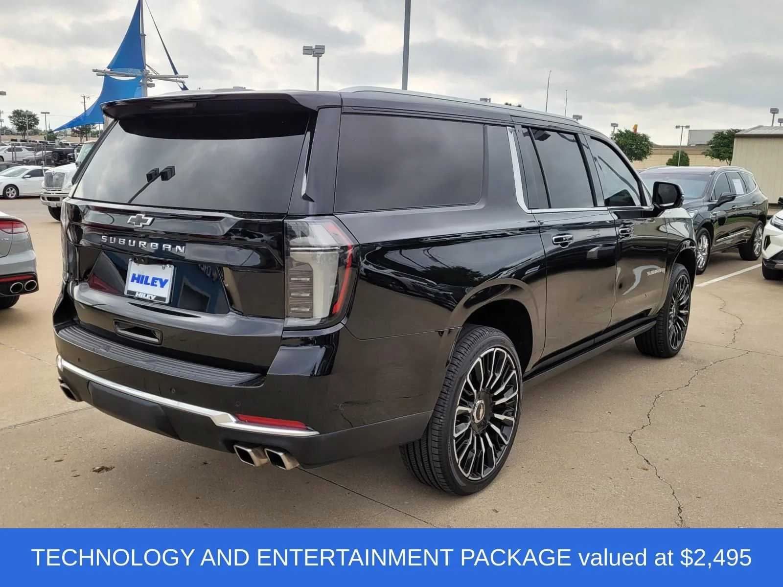 Used 2025 Black Chevrolet High Country image 4