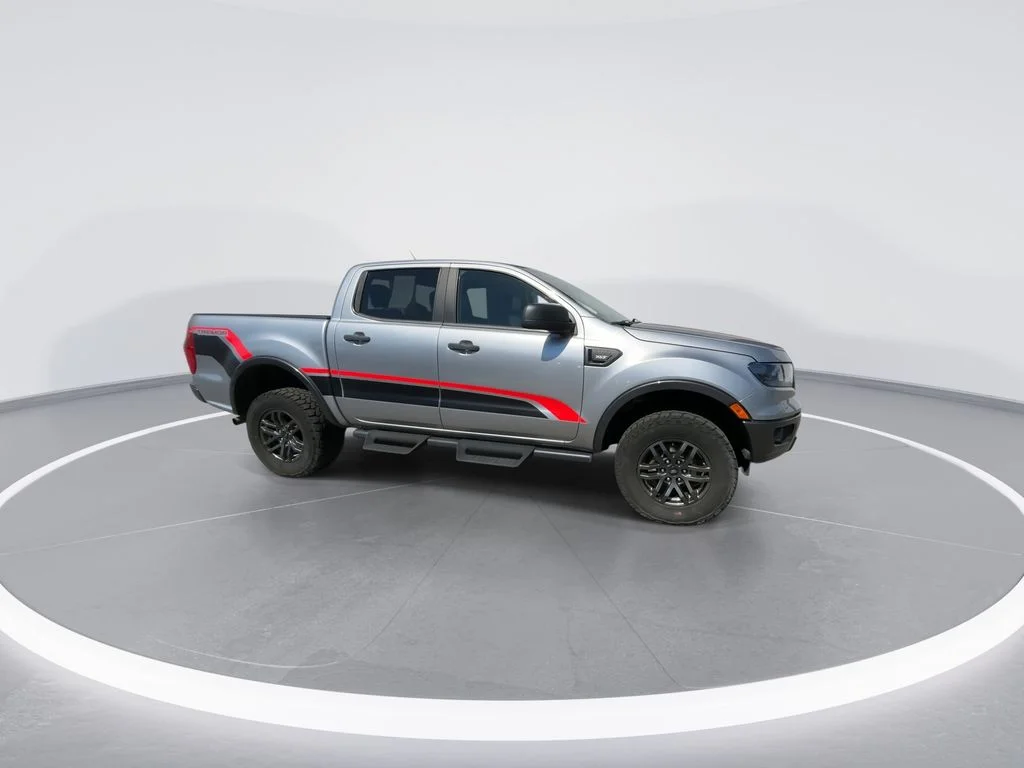 Used 2021 Silver Ford XLT image 2