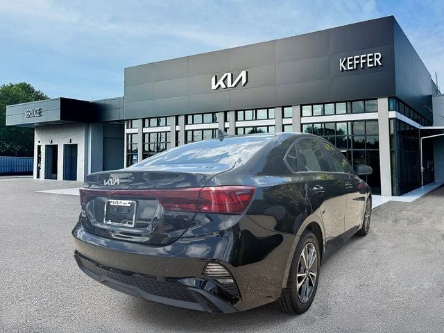 Certified Used 2022 Black Kia LXS image 8