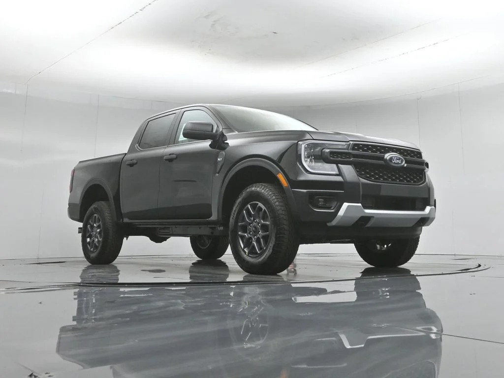 New 2026 Black Ford XLT image 43