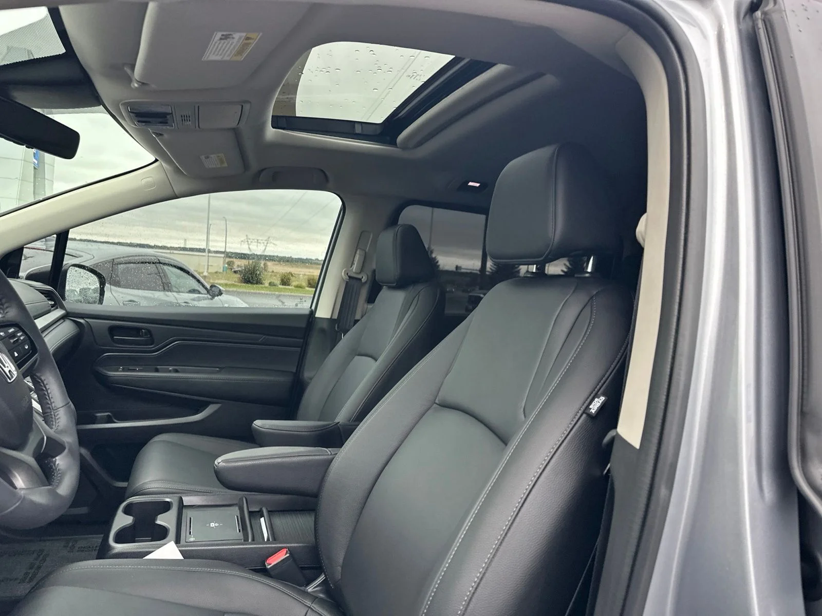 2026 Honda Odyssey EX-L - Photo 12