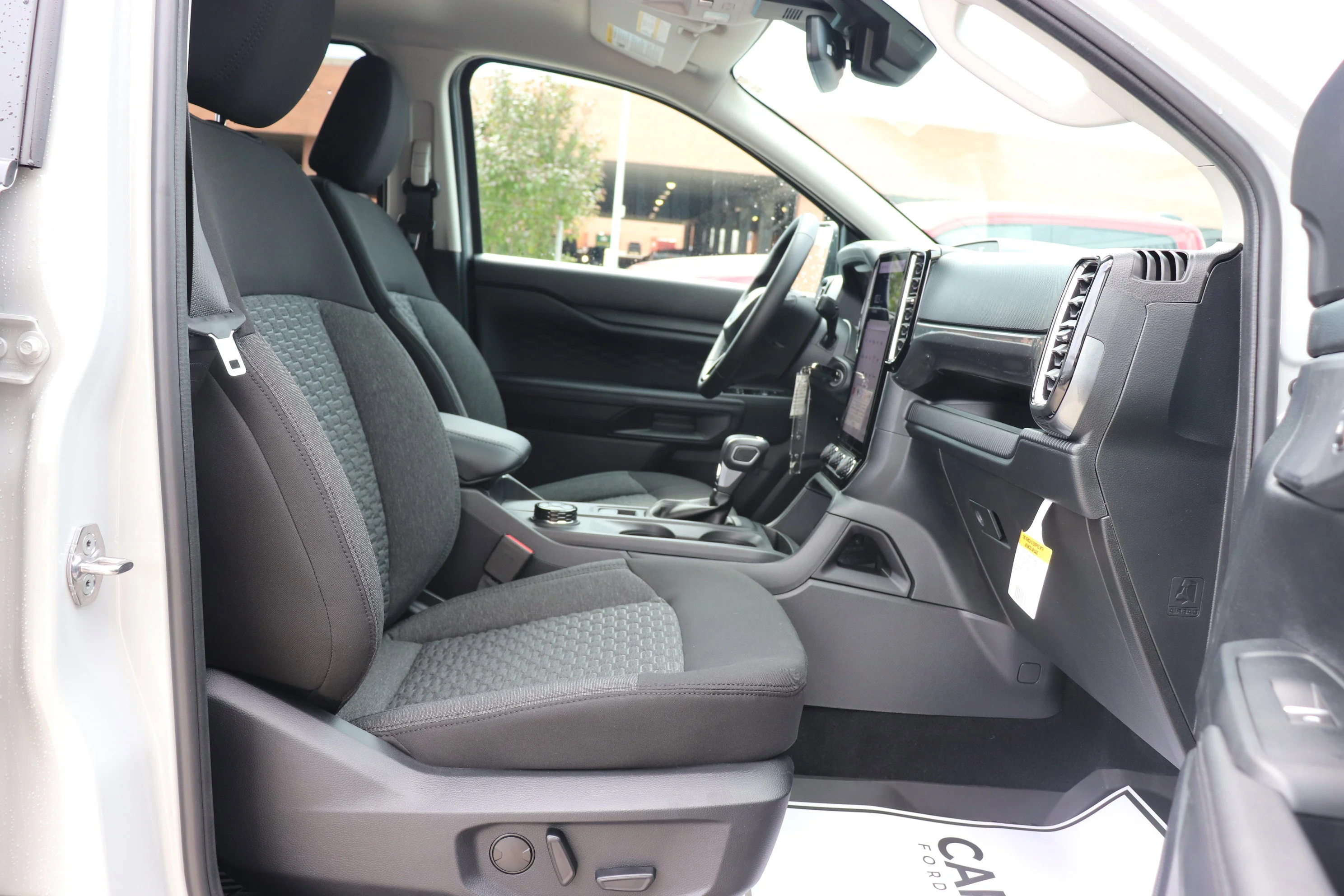 New 2026 AVALANCHE Ford XLT image 8